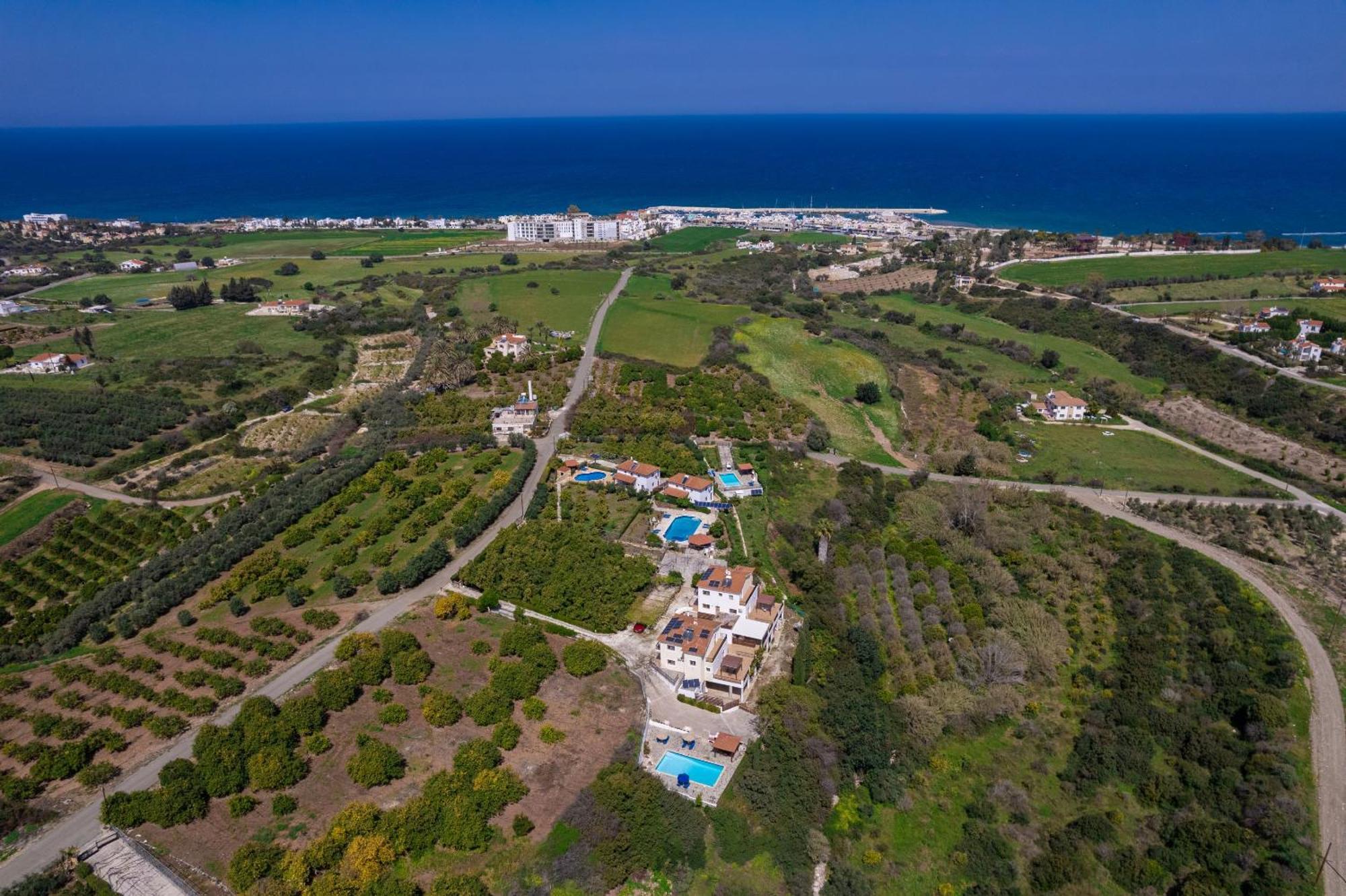 Villa Ira Finiki Lachi Exterior foto